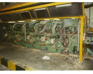 WADKIN 220 XJS - tongue and groove milling machine