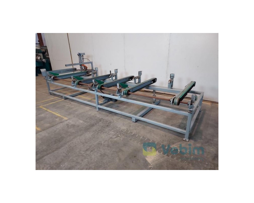 SAULUS - Cross conveyor and feeder for moulder